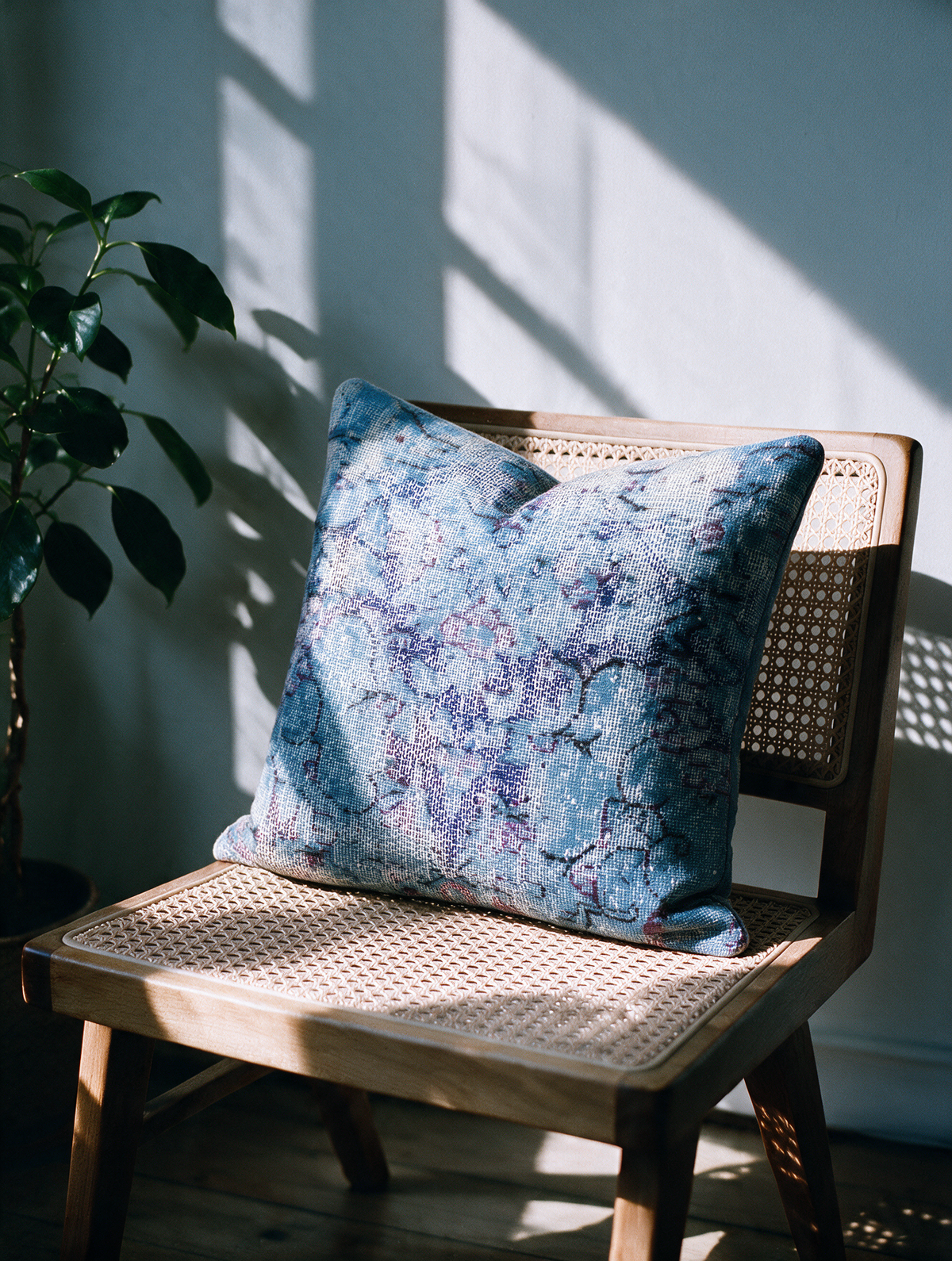 Bolbol, Persian Hand-Knotted Cushion Cover - 45 × 45 cm (18" x 18")