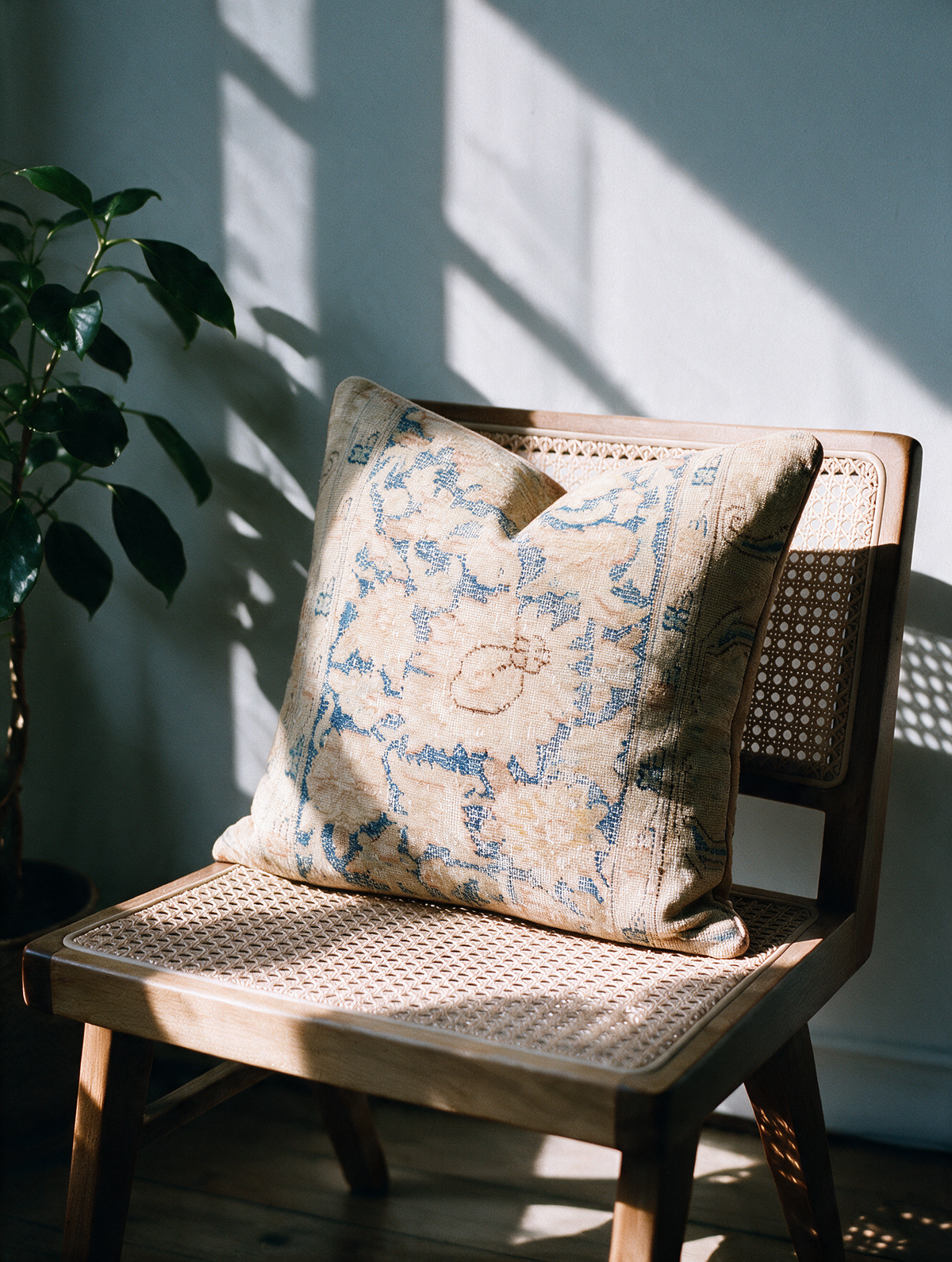 Parvaneh, Persian Hand-Knotted Cushion Cover - 45 × 45 cm (18" x 18")
